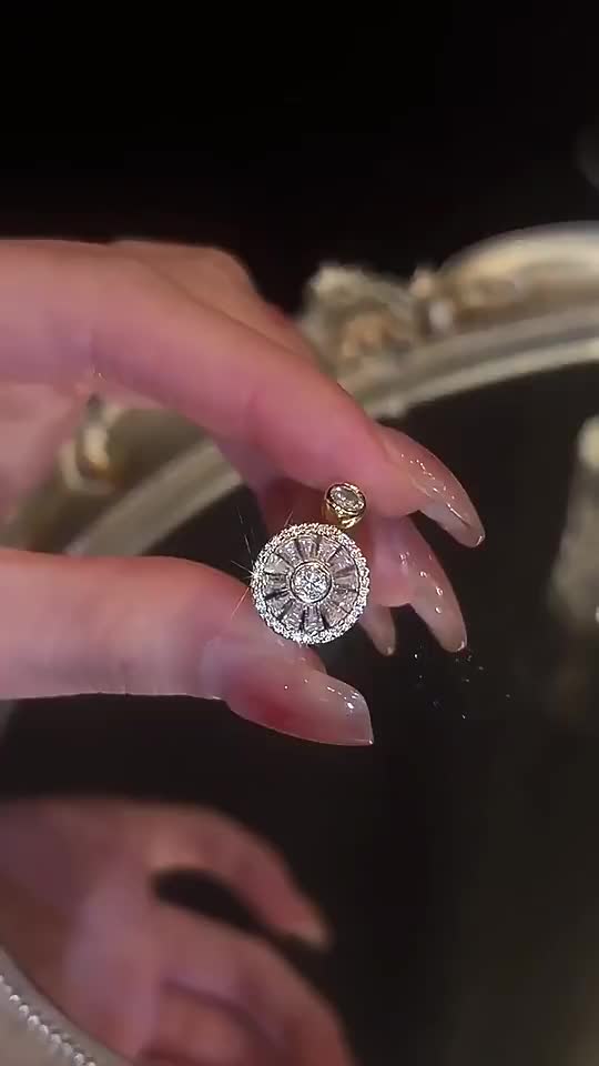 Original Daisy Spinning Ring For Women - Girls Favourite Anxiety Ring